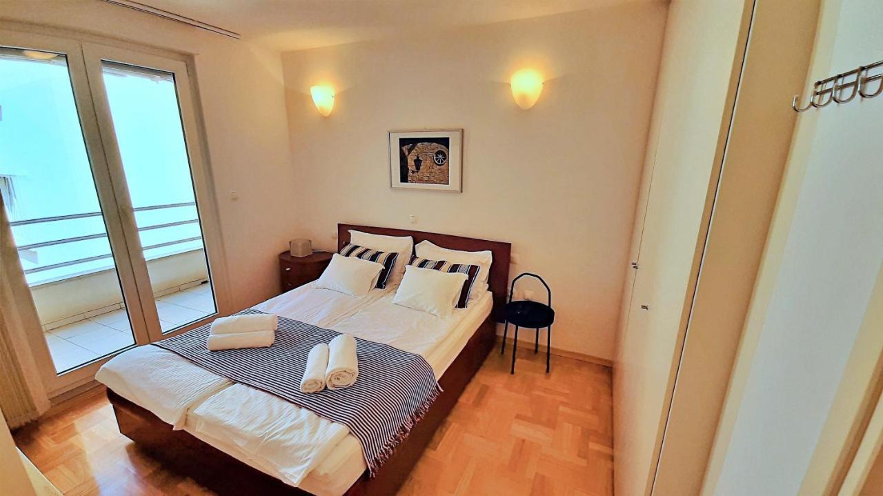 Ferienwohnung Mitra Zonata Pink Omiš Exterior foto
