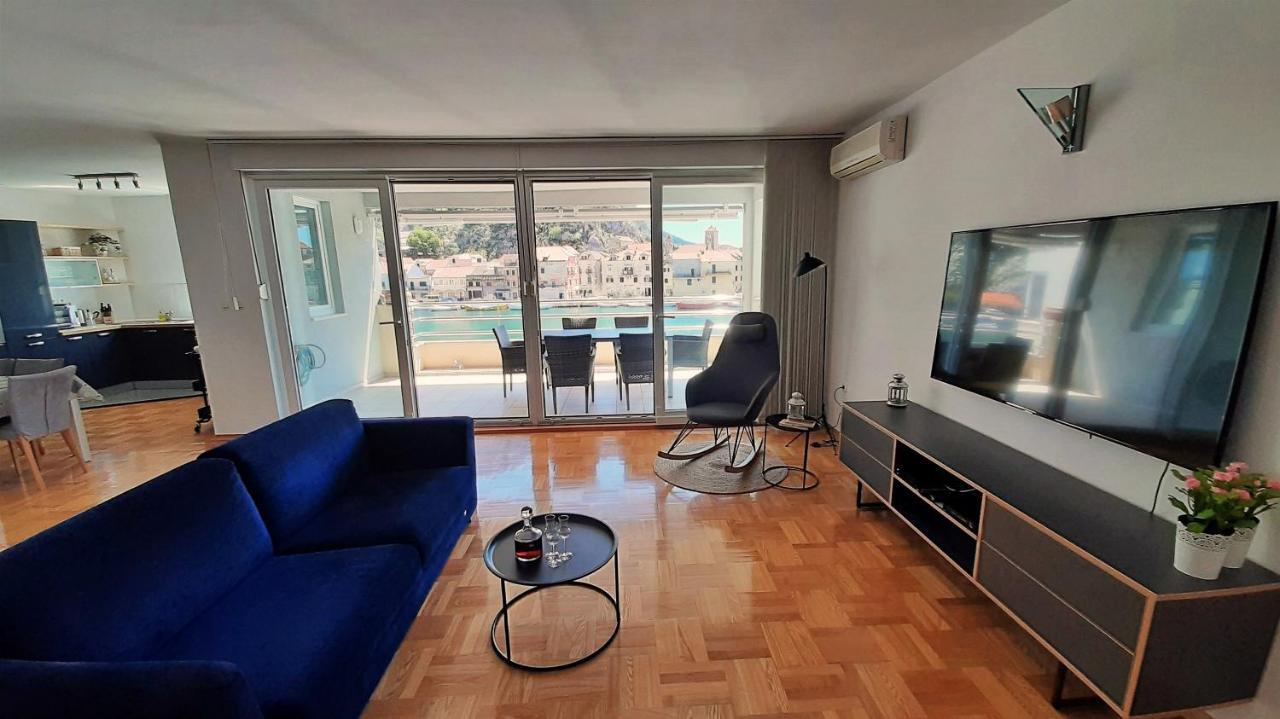 Ferienwohnung Mitra Zonata Pink Omiš Exterior foto